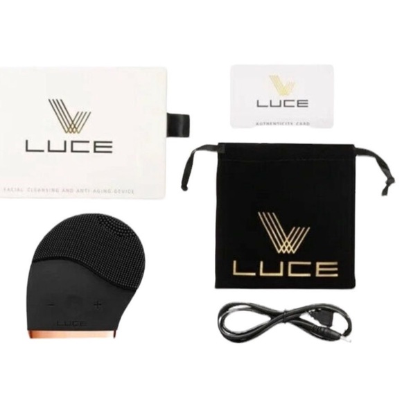 LUCE Other - 🌷4/$30 NIB Luce180° Silicone Facial Cleansing & Anti-Aging Device